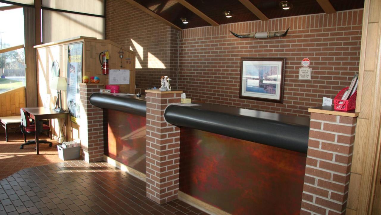 Townsman Inn Larned Ngoại thất bức ảnh